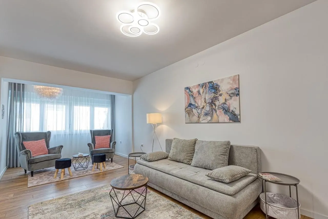 Apartment Abrega With Private Pool Tar-Vabriga 0*,